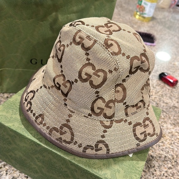 New Gucci hat size large. Has some light makeup stain on inside from trying on - Picture 2 of 7